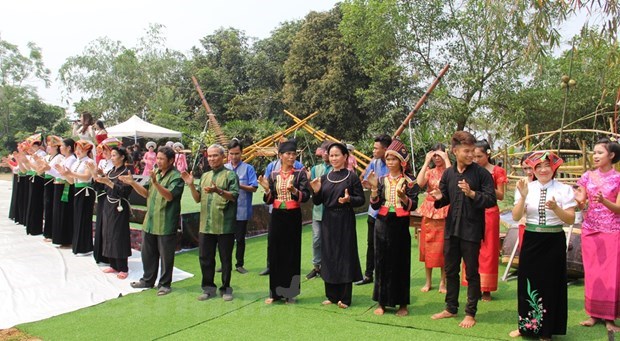 Vietnam National Village for Ethnic Culture and Tourism – “red address” of 54 ethnic groups hinh anh 5
