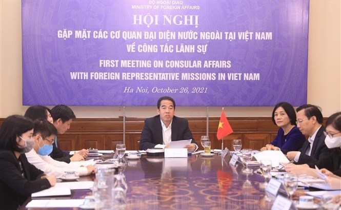 Foreign representative bodies get updates about Vietnam’s consular policy hinh anh 1
