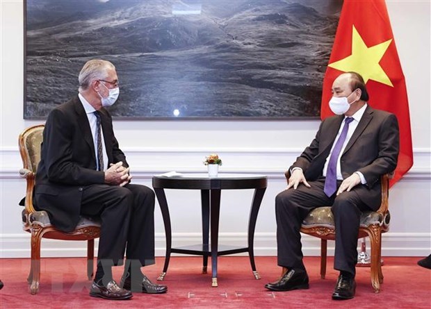 President: Vietnam offers all possible support for Swiss firms hinh anh 1