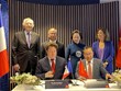 Vietnam, France agree to beef up cooperation in training civil servants