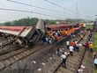 Vietnamese leaders send condolences to India over deadly train crash