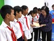 Scholarships presented to disadvantaged students in Tra Vinh