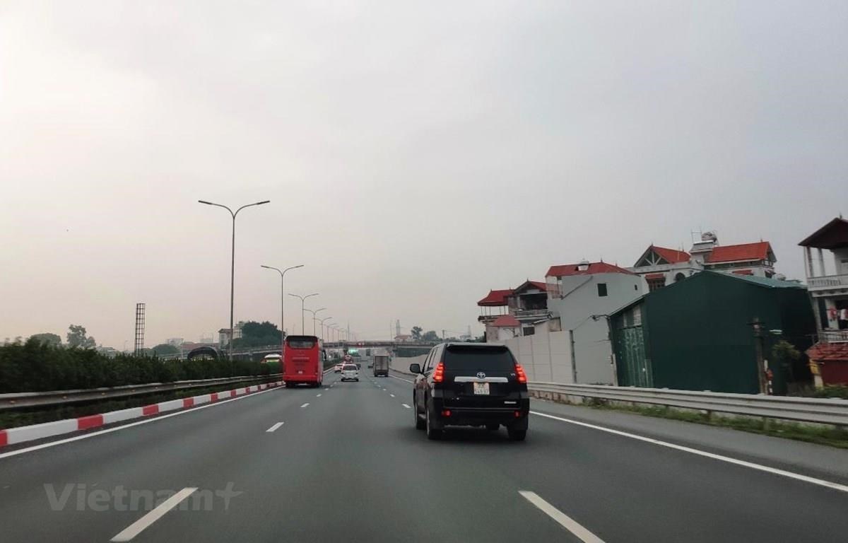 Homegrown investors are favoured in the North-South Expressway's sub projects. (Photo: VietnamPlus)