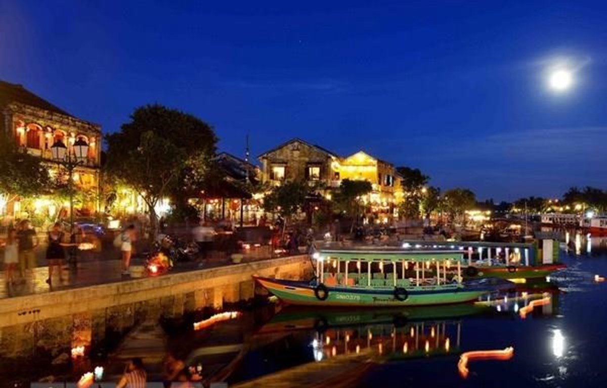 Vietnam looks to make tourism a spearhead