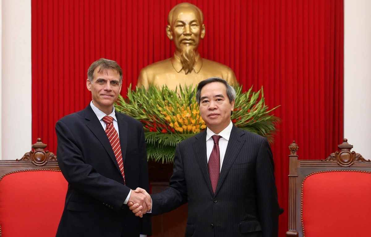 Vietnam values economy-trade cooperation with US: Party official