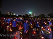 Candles lit in Hanoi cemetery to commemorate martyrs