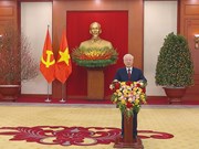 Party leader extends greetings for Year of the Cat