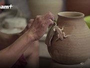 Portrait of a 'crazy artisan' of Bat Trang pottery village
