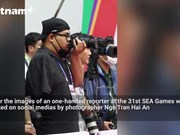 The special "one hand" reporter in the 31st SEA Games