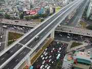 A close up look at the newly opened 10.000 billion VND ring road in Hanoi