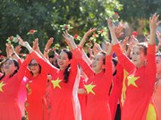 Ao dai procession promotes HCM Cỉty’s culture, tourism