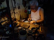 Man dedicated to preserving Hanoi’s traditional silver crafting