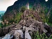Ninh Binh’s limestone landscapes favorite destination during holidays