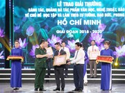 Awards promote studying and following Ho Chi Minh’s ideology