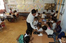 Kien Giang: 300 Khmer language courses arranged for locals