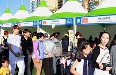 Vietnam attends Global Gathering Festival in Busan