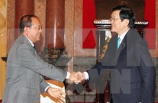 President Truong Tan Sang welcomes Lao Justice Minister 