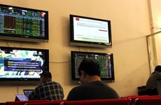 Vietnamese shares lower on oil prices weigh