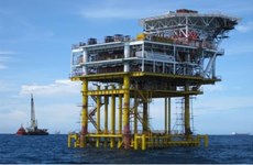 Vietsovpetro puts oil rig into operation offshore Ba Ria-Vung Tau