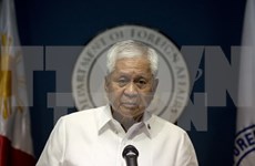 Philippine foreign minister resigns 