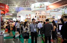 Vietnamese firms join Food & Hotel Asia 2016 exhibition 
