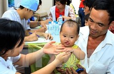 Vietnamese, US doctors offer free surgeries for disadvantaged children