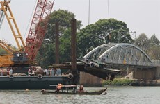 Transport costs soar after bridge collapse 