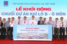 Prime Minister kicks off PetroVietnam’s gas projects 