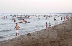 Sea water in Nghe An meets national standards 