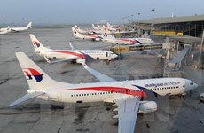 Malaysia Airlines buys 50 Boeing jets 