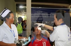 Vietnam supports impoverished in Laos 