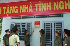 Binh Phuoc: S’tieng ethnic families receive charity houses 