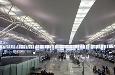Over 53,000 people go through Noi Bai airport during four Tet days