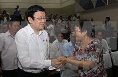  President talks with constituents in HCM City