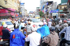 Experts propose stricter measures to ease traffic jams