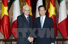 PM delighted at cooperation agreements with Italy