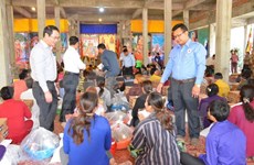 More aid delivered to fire-hit Vietnamese, Cambodians
