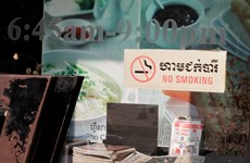 Cambodia bans smoking in public places