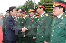 President meets Army Corps 1, has working session with Ninh Binh