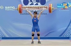 Weightlifter wins gold, silver at continental tournament