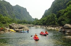 Quang Binh offers ticket discounts to draw tourists
