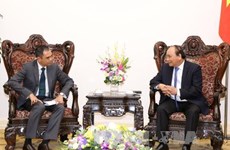 Prime Minister hosts Malaysian, Thai ambassadors 