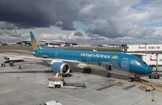 Vietnam Airlines signs contract with CAE for pilot training 