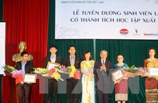 Thua Thien – Hue to continue human resources training for Lao locality