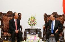 PM asks Cambodia to assist Vietnamese telecommunication firms 