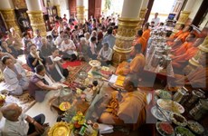 Greetings to Khmer in Vinh Long, Soc Trang on Sene Dolta Festival 