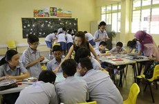 Singapore: Administrative workload causes 5,000 teachers to resign 