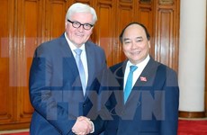 PM calls for more investment from German businesses