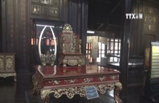 Exhibition on royal treasures opens in Hue