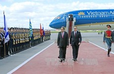 Vietnamese President starts official visit to Russia